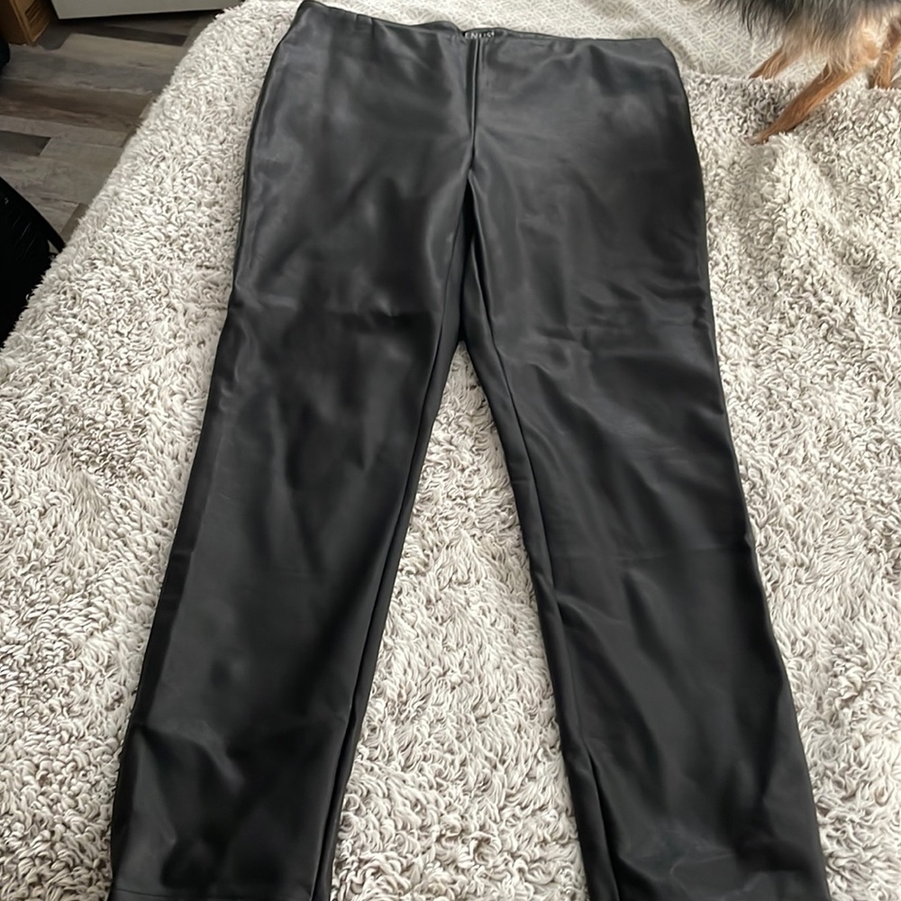 Faux leather leggings